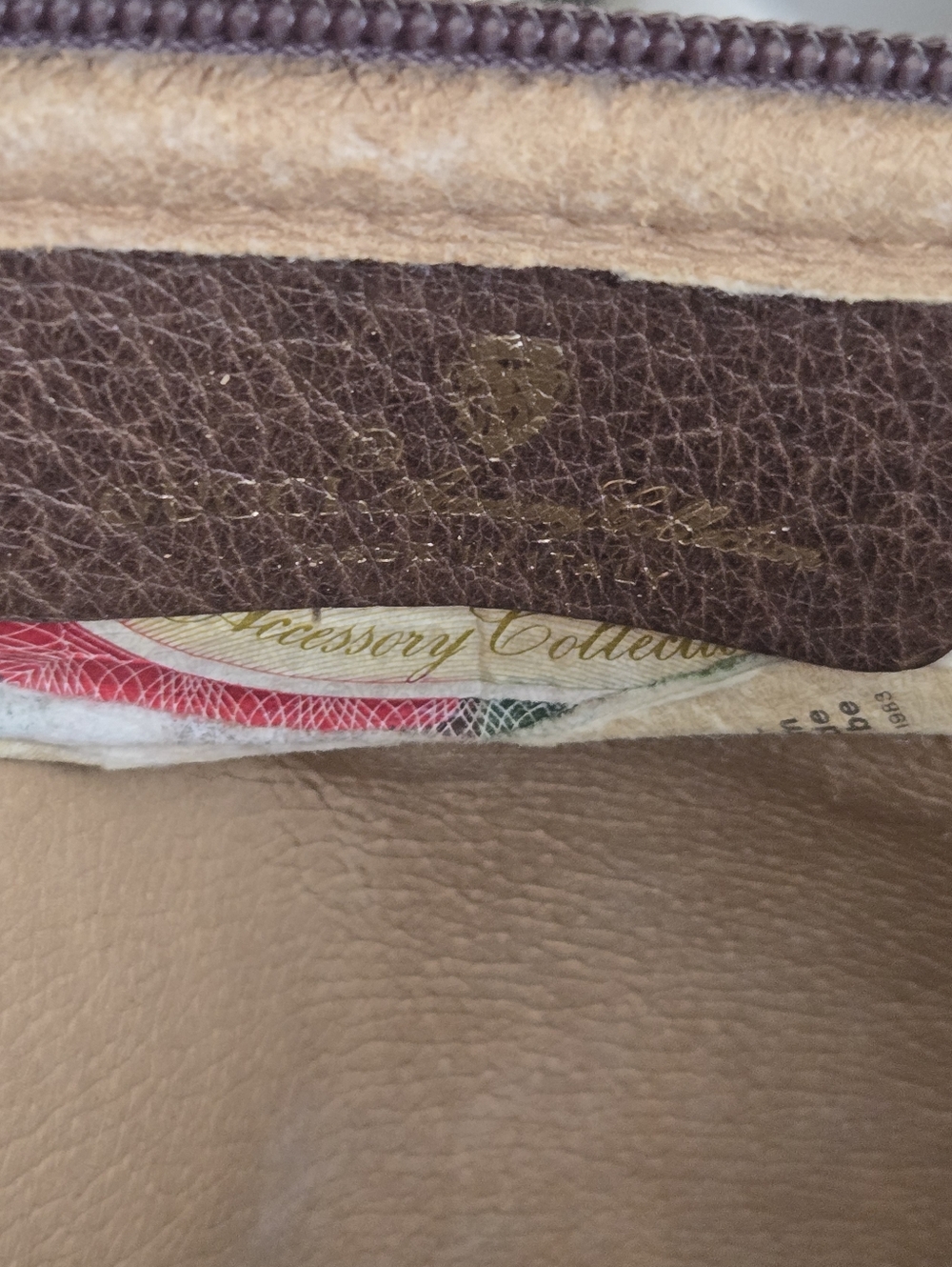 Vintage Gucci GG Supreme Crossbody Bag - Picture 4 of 14